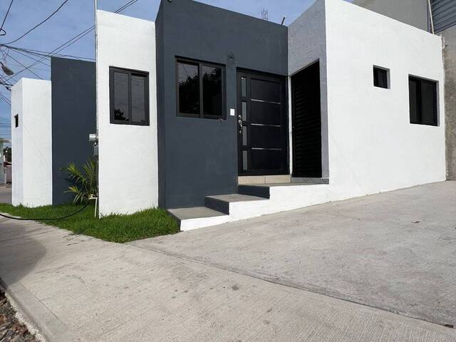 #101 - Casa para Venta en Mazatlán - SL