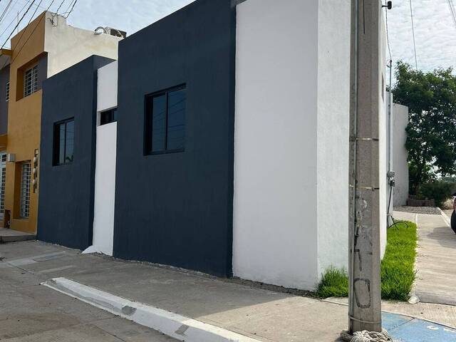 #101 - Casa para Venta en Mazatlán - SL